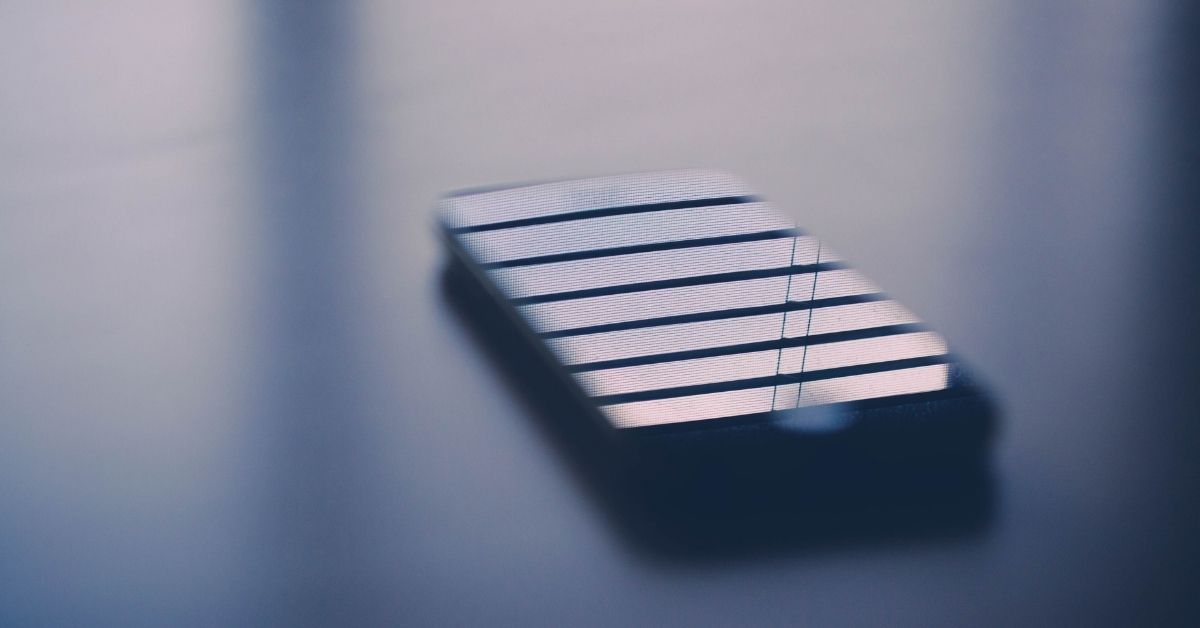 iPhone 11 Pro Max funciona após um ano submerso em lago